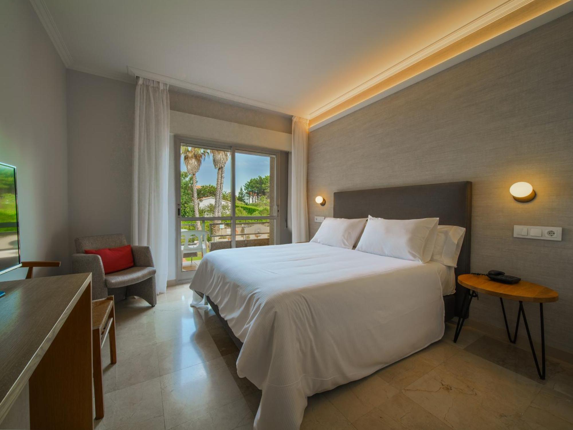 Hotel Spa Atlantico San Vicente Do Mar Exterior photo